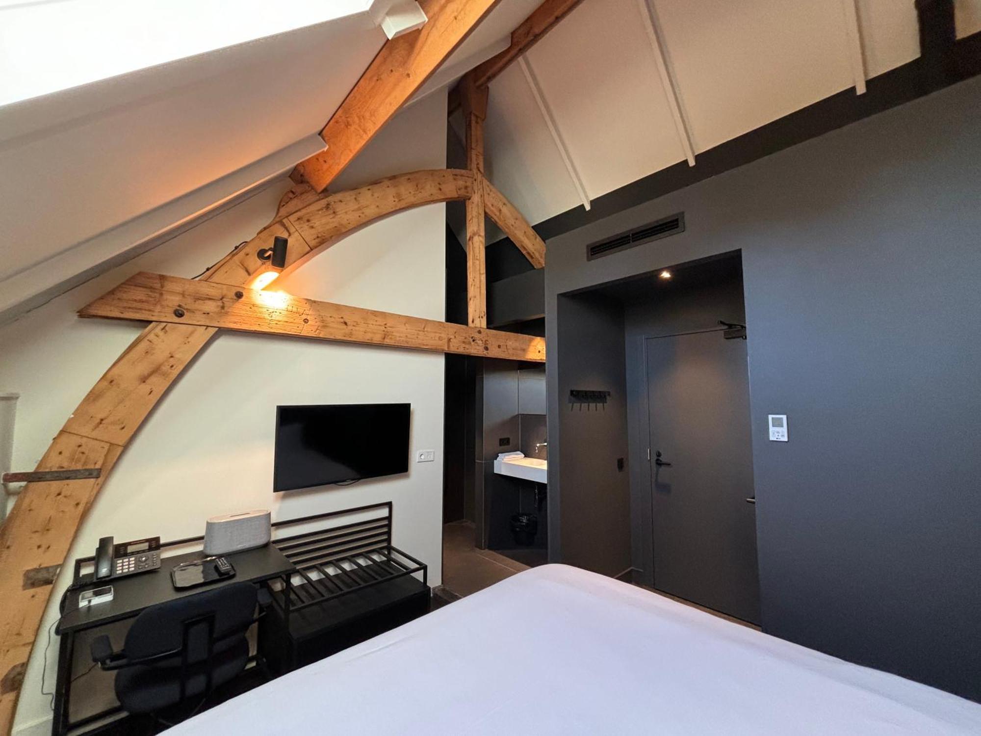 Kazerne Hotel - Member Of Design Hotels Eindhoven Exterior foto